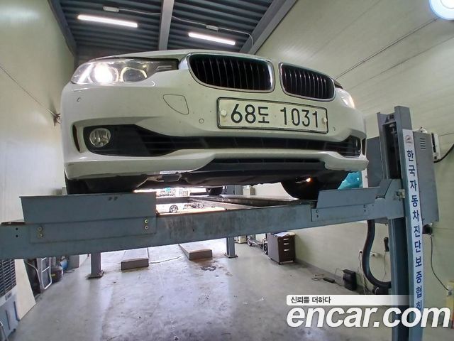 BMW 3-Series 2013
