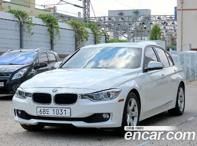 BMW 3-Series 2013