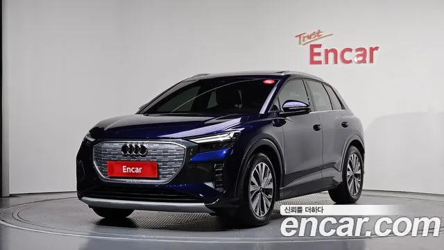 Audi Q4 e-tron 2025