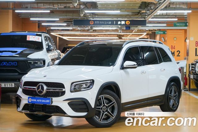 Mercedes-Benz GLB-Class 2020