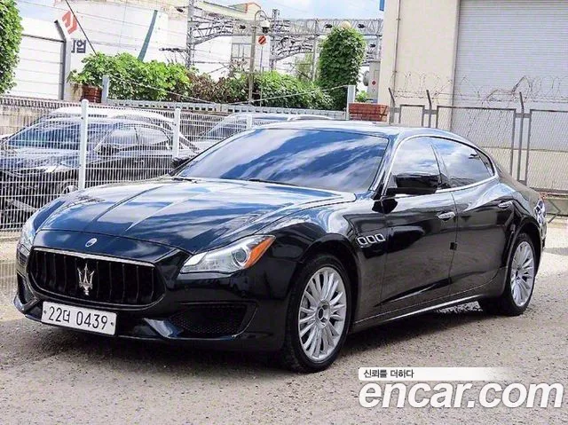 Maserati Quattroporte 2015