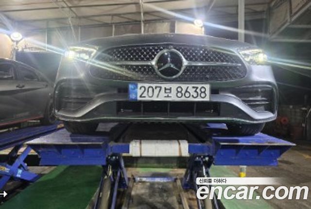 Mercedes-Benz C-Class 2022