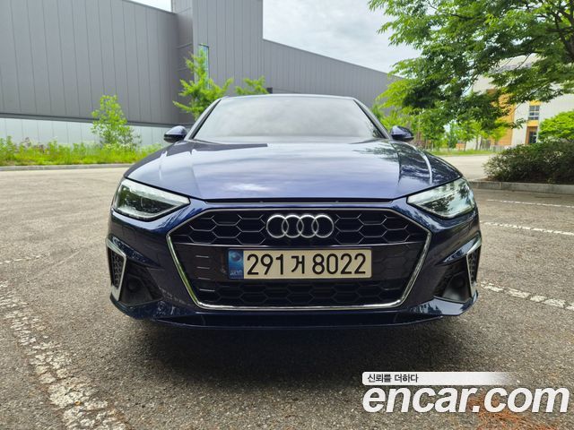 Audi A4 2021