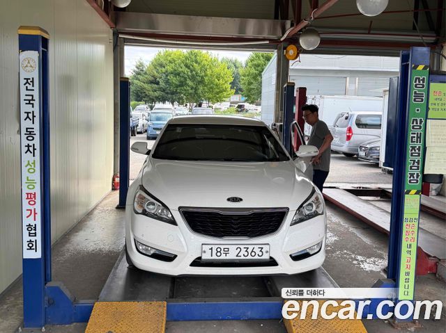 Kia K7 2011