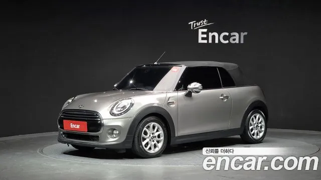 MINI Cooper Convertible 2019
