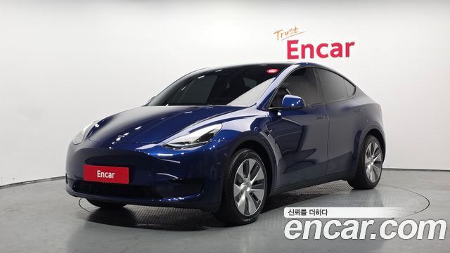 Tesla Y 2023