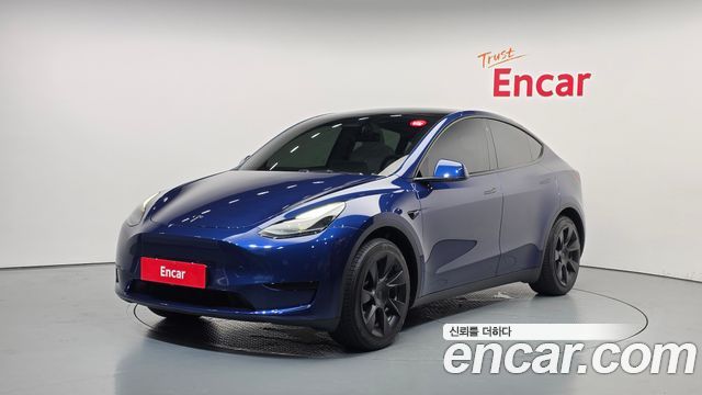 Tesla Y 2023