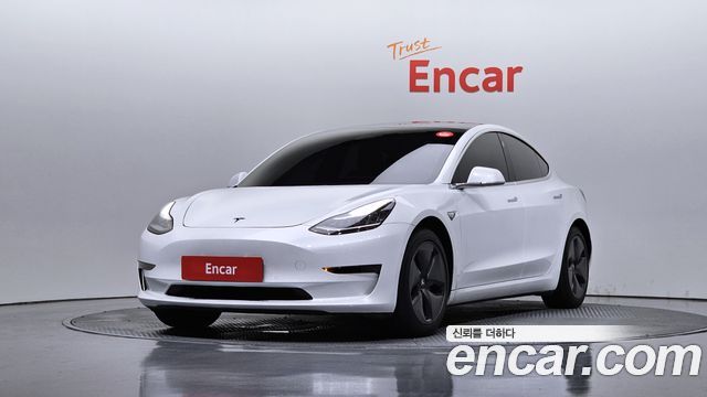 Tesla Model 3 2020