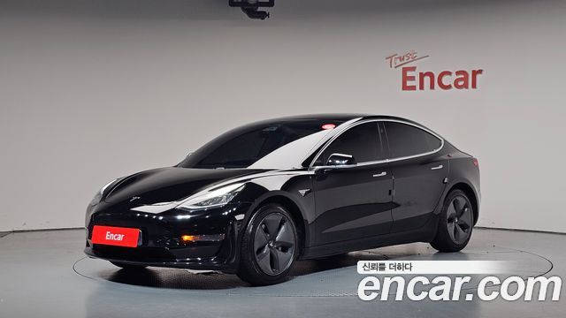Tesla Model 3 2020