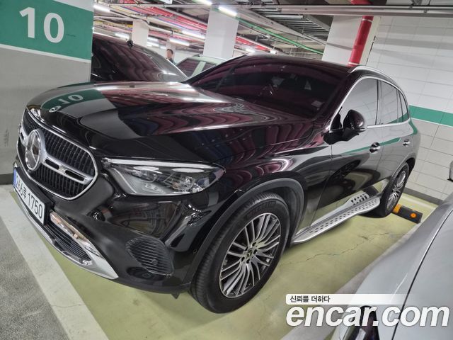 Mercedes-Benz GLC-Class 2025