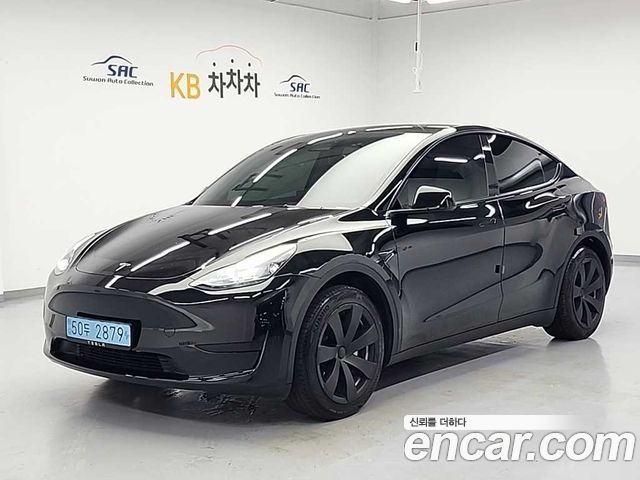 Tesla Y 2023