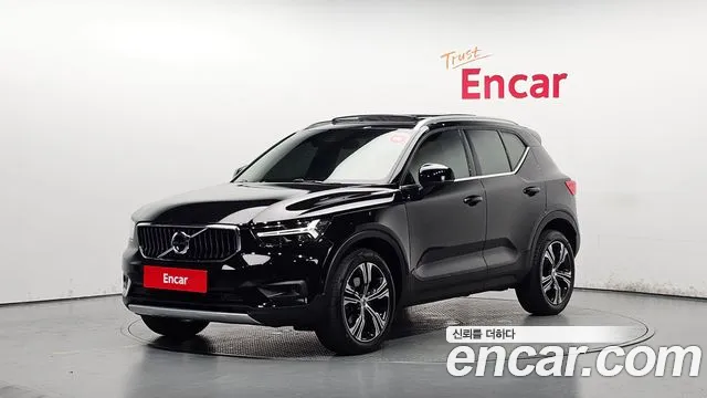 Volvo XC40 2022
