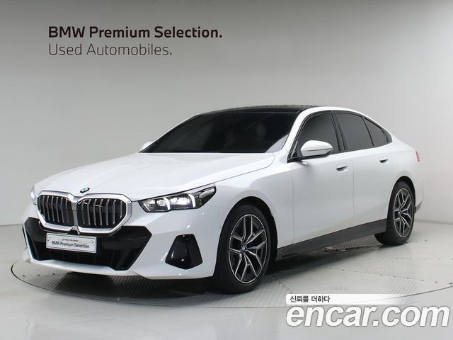 BMW 5 (G60) 2025