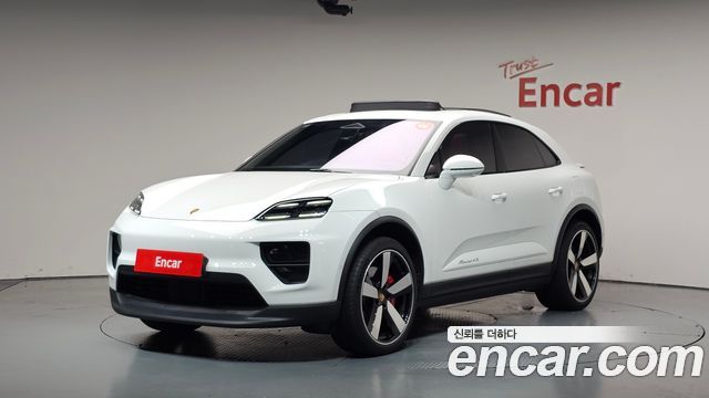 Porsche EV 2025