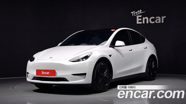 Tesla Y 2023