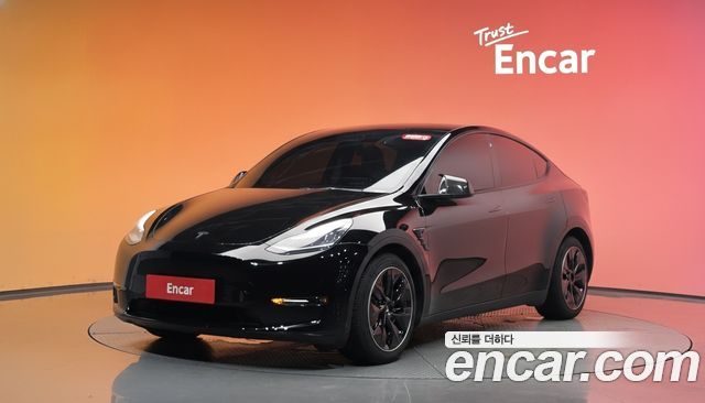 Tesla Y 2021