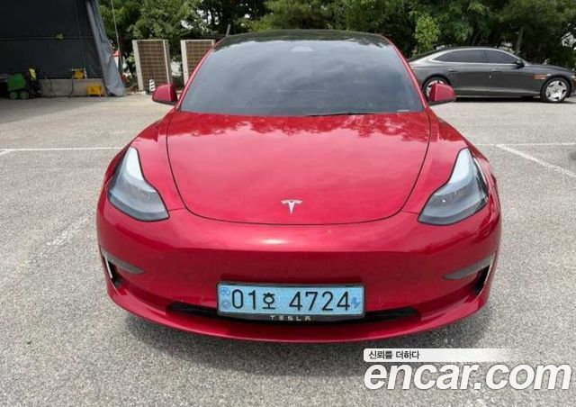 Tesla Model 3 2022