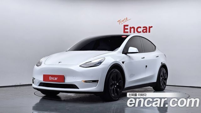 Tesla Y 2021