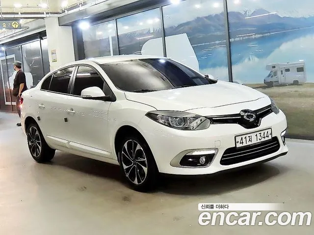 Renault SM3 2011