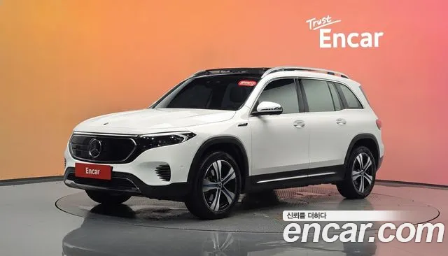 Mercedes-Benz EQB 2022
