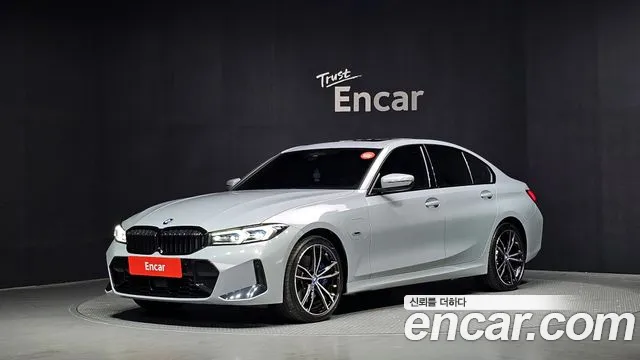 BMW 3-Series 2023