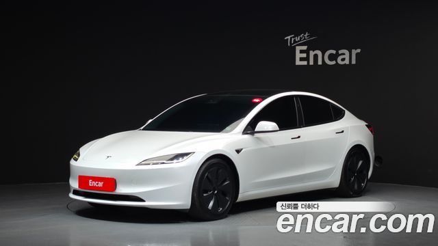Tesla 3 2024