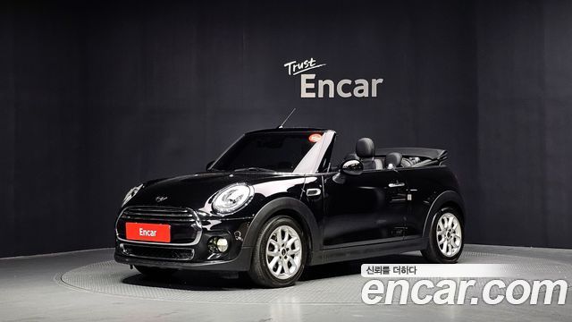 MINI Cooper Convertible 2018