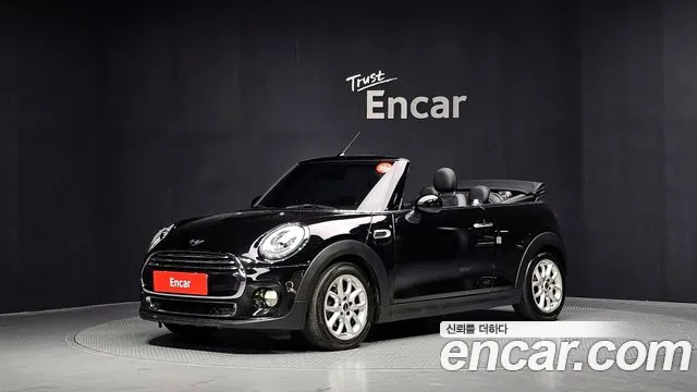 MINI Cooper Convertible 2018