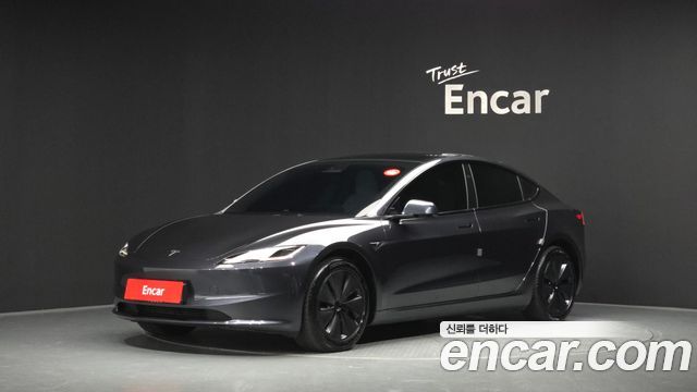 Tesla 3 2025