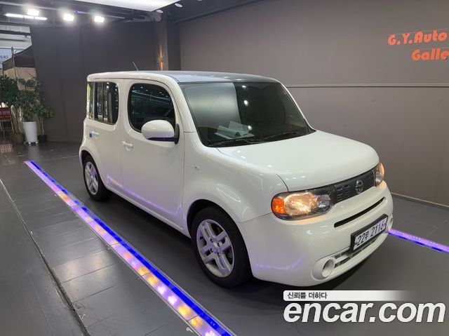 Nissan Cube 2012