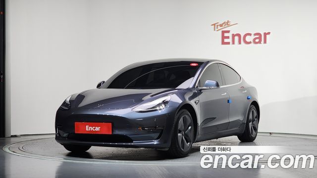 Tesla Model 3 2020