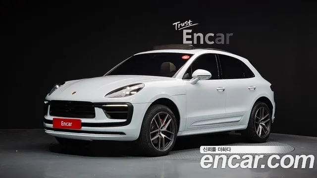 Porsche Macan 2022