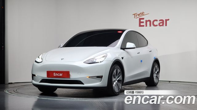 Tesla Y 2022