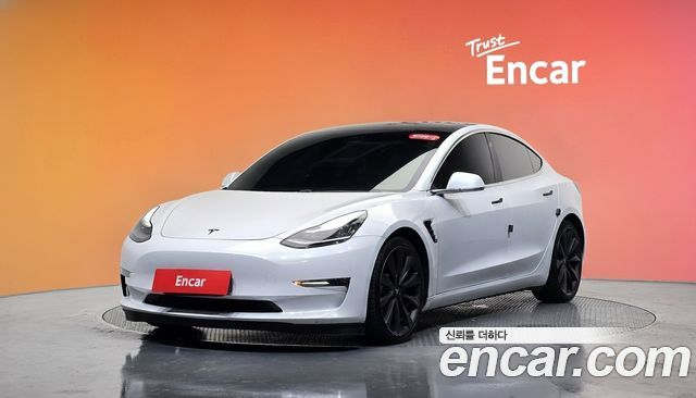 Tesla Model 3 2020