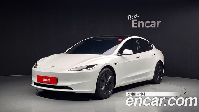 Tesla 3 2024