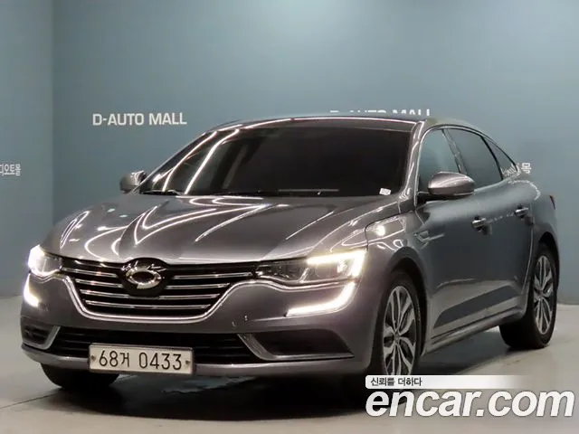Renault SM6 2016