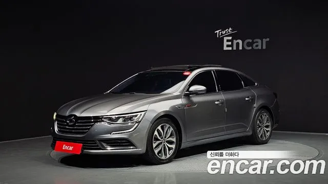 Renault SM6 2016
