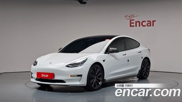 Tesla Model 3 2020