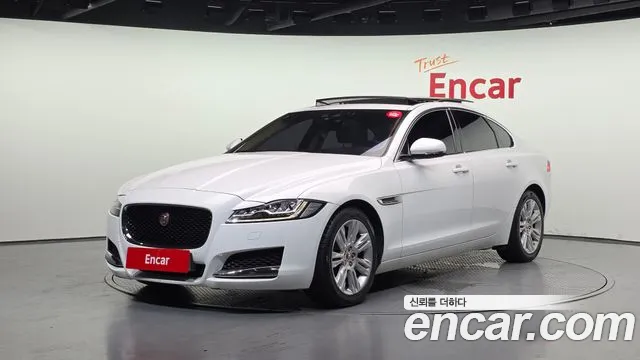 Jaguar XF 2016