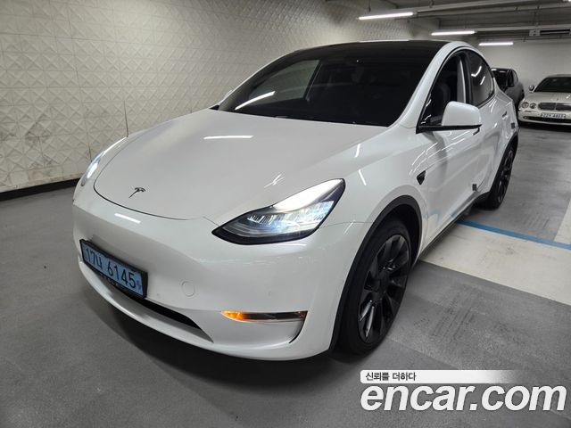 Tesla Y 2021