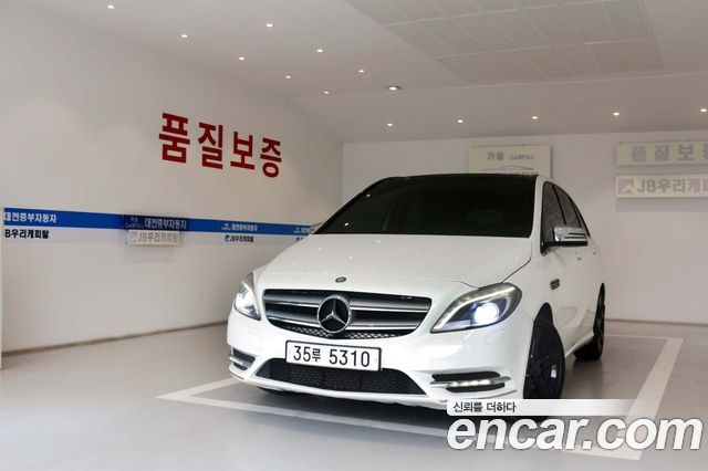 Mercedes-Benz B-Class 2013