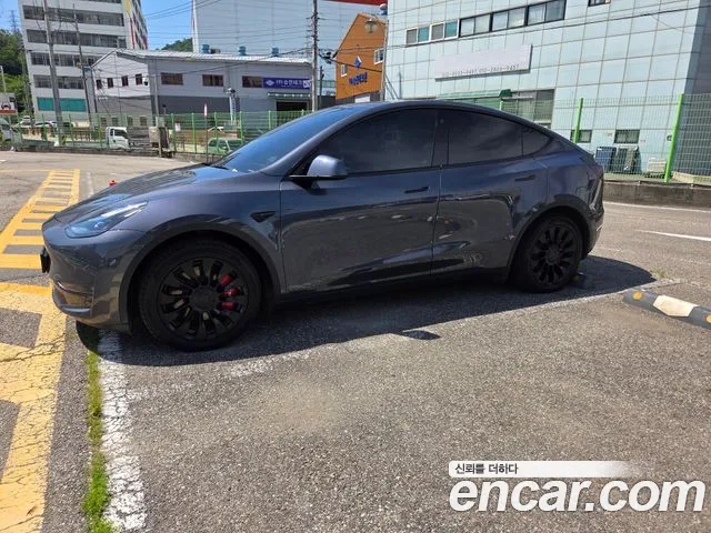 Tesla Model Y 2022
