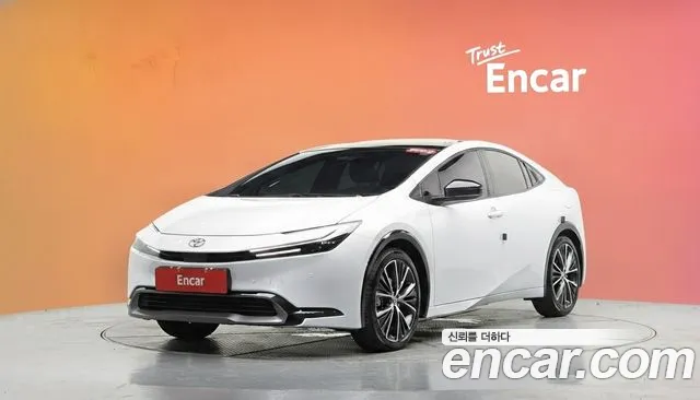 Toyota Prius 2025