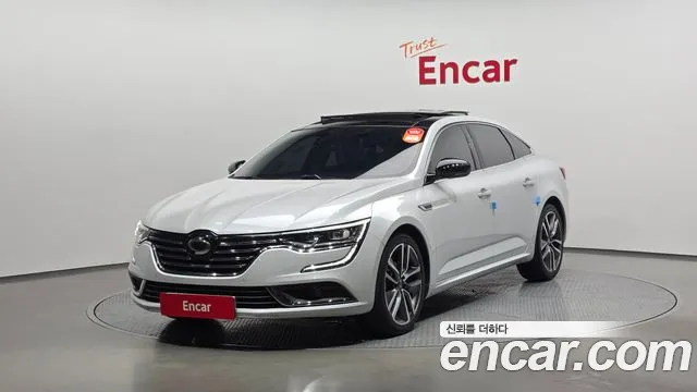 Renault SM6 2016