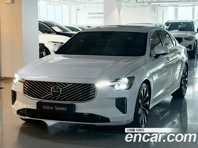 Volvo S90 2025