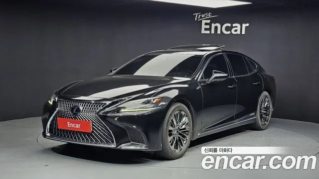 Lexus LS 2018