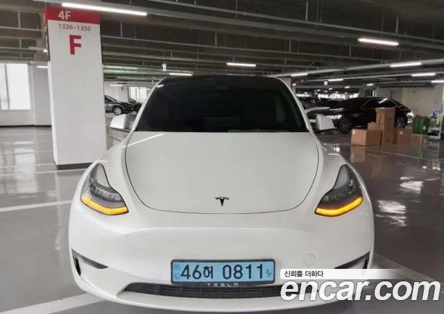 Tesla Model Y 2022