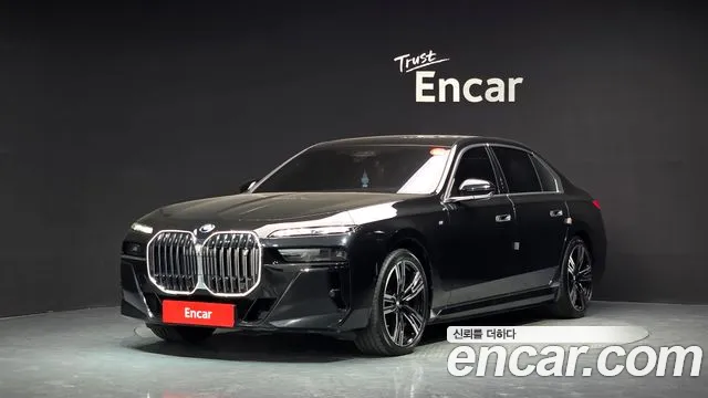 BMW i7 2023