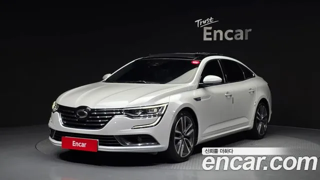 Renault SM6 2016