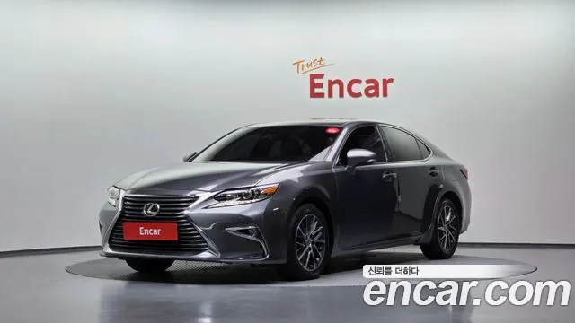 Lexus ES 2017